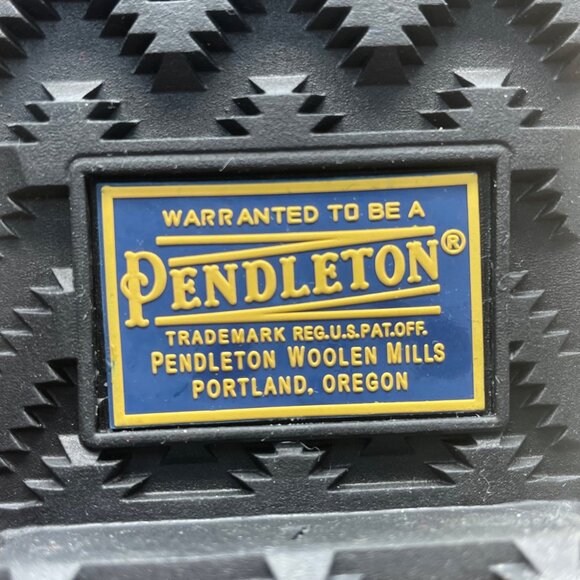 Pendleton Women’s Scarlet Plaid Pattern Heritage Short Cunningham Boots Size 7 - Picture 11 of 13